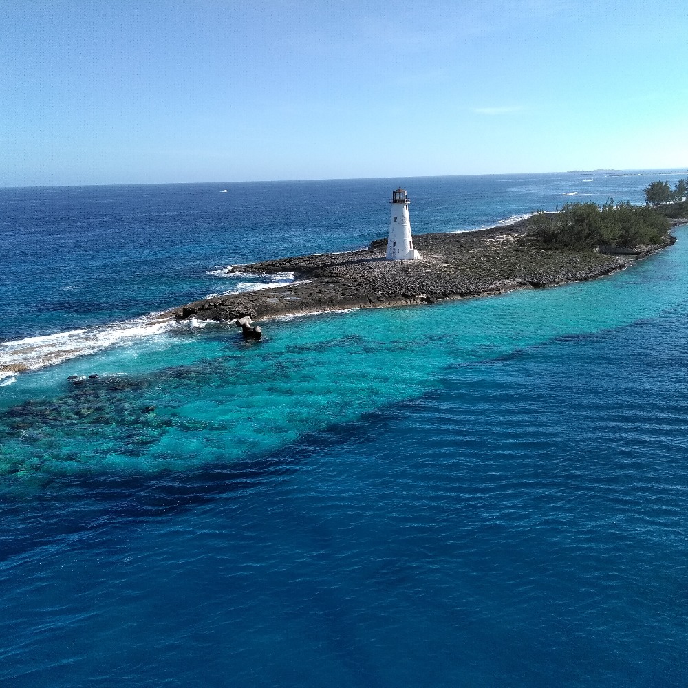 Meet your Posher, Melisha